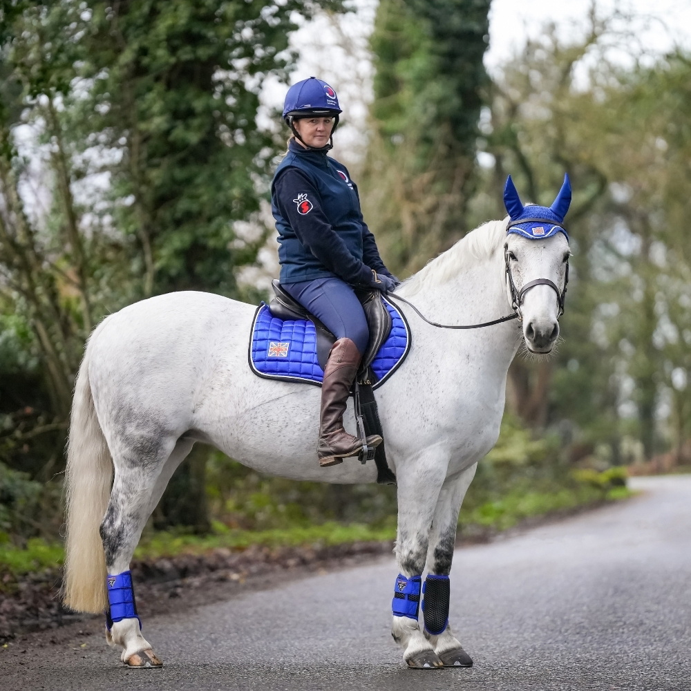 Equilibrium Tri-Zone Brushing Boot 8546 - Royal Blue